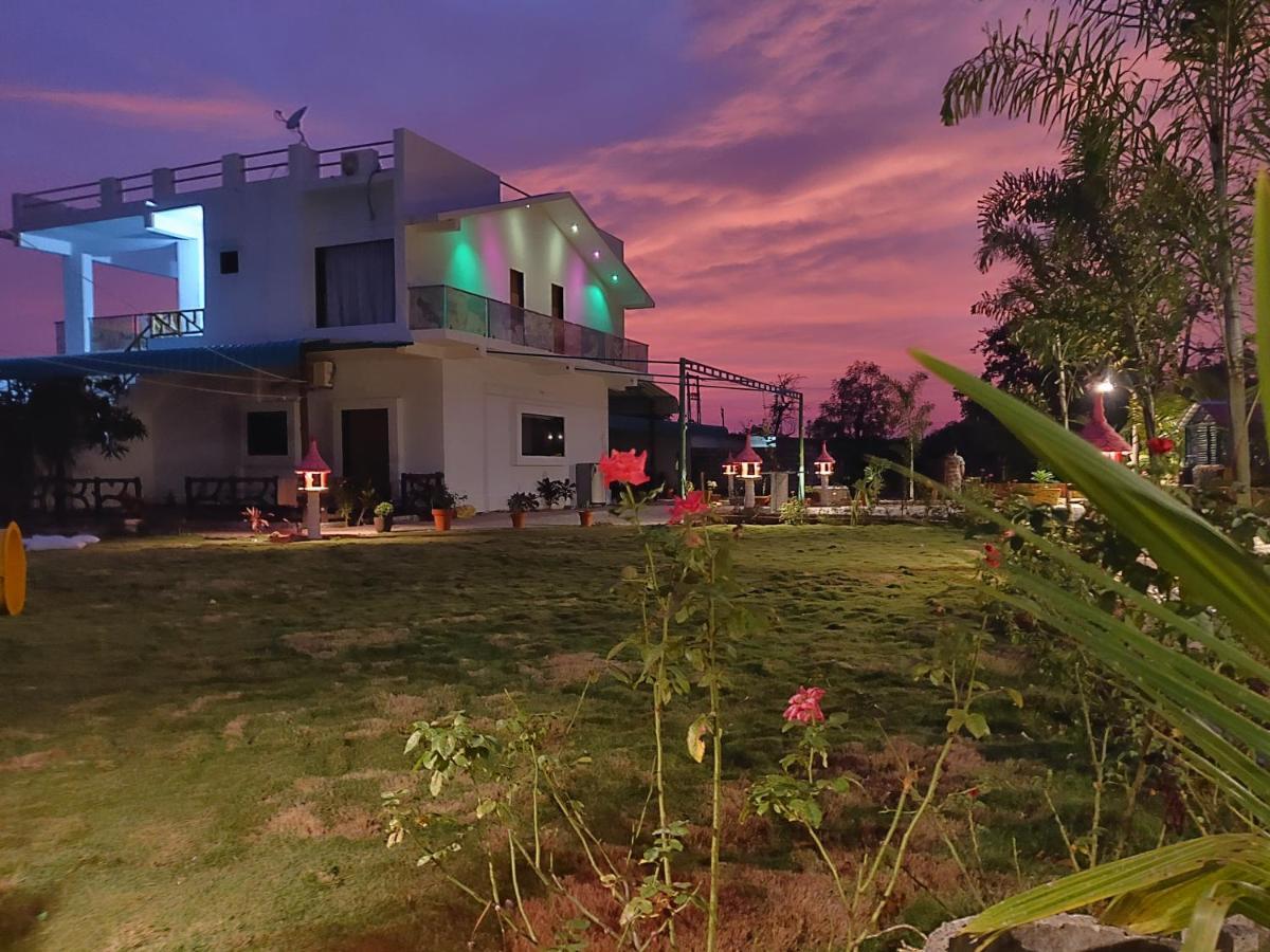 Houbara Resort Sasan Gir Exterior photo