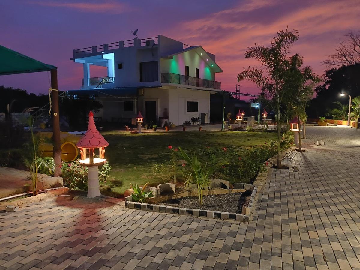 Houbara Resort Sasan Gir Exterior photo